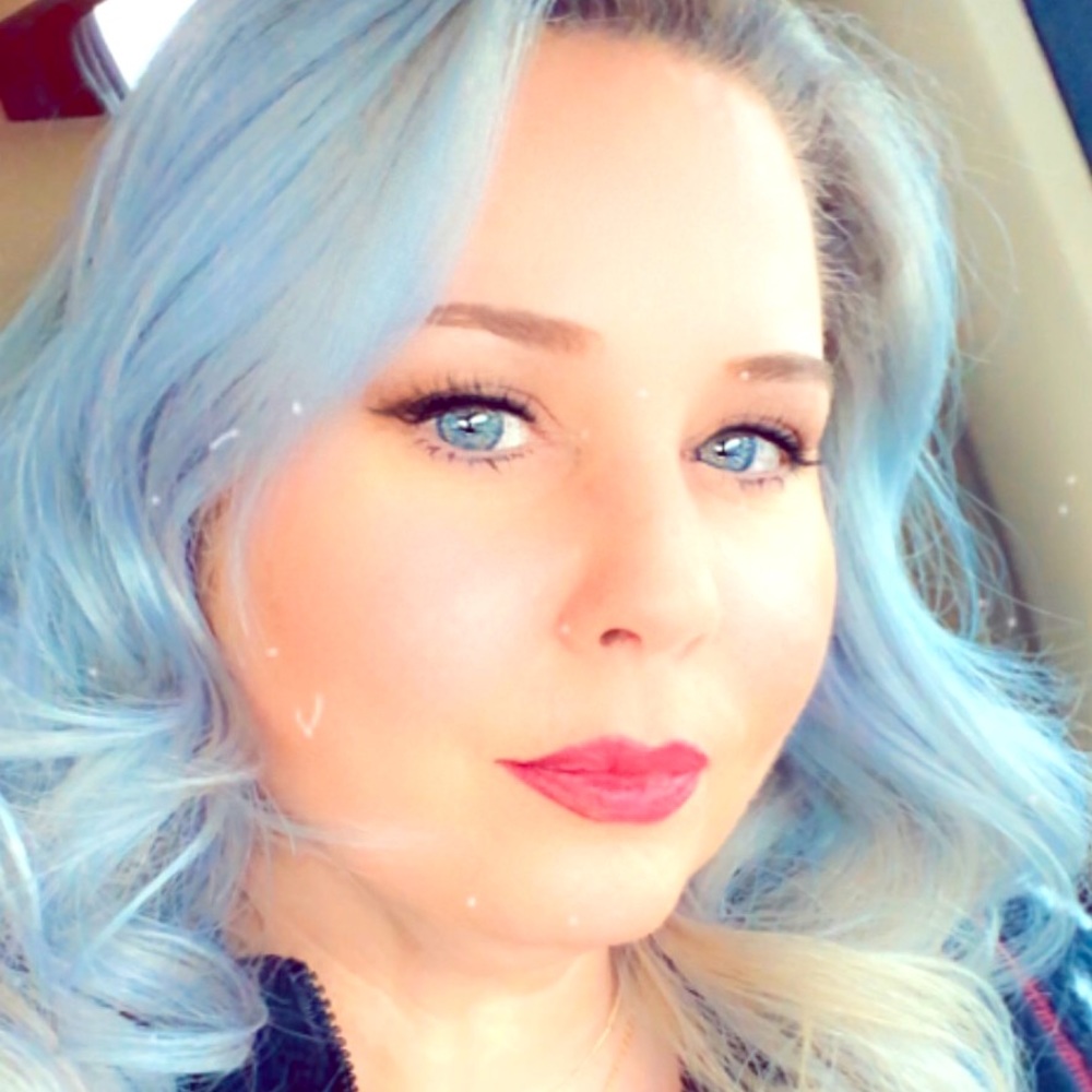 Meet your Posher, Amy